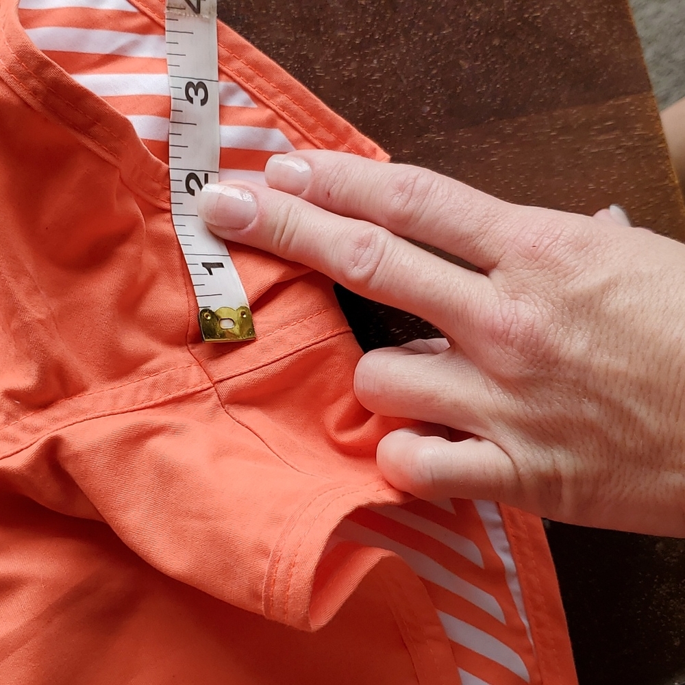 Nike Revsersible Shorts - Picture 4 of 4